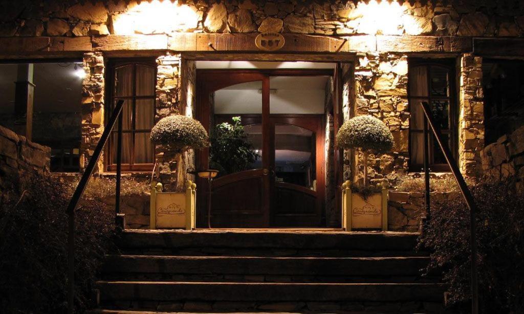 Hosteria Casagrande Тандил Екстериор снимка